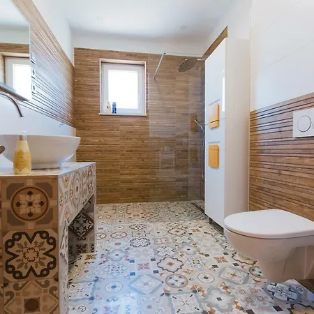 Apartament Loreanto *